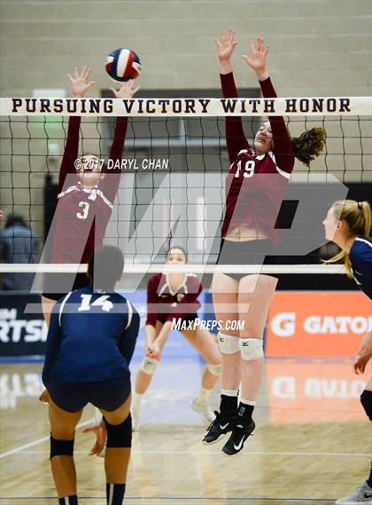 Thumbnail 2 in Sacred Heart Prep vs. Sierra Canyon (CIF State D2 Final) photogallery.