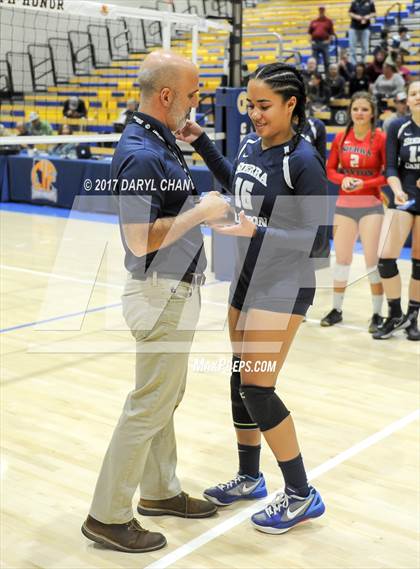 Thumbnail 2 in Sacred Heart Prep vs. Sierra Canyon (CIF State D2 Final) photogallery.