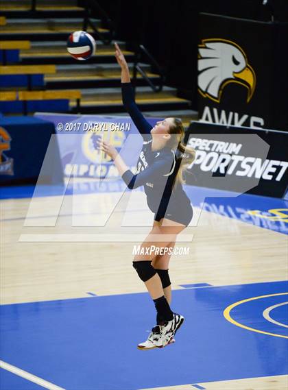 Thumbnail 3 in Sacred Heart Prep vs. Sierra Canyon (CIF State D2 Final) photogallery.