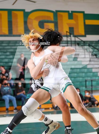 Thumbnail 1 in Royal vs. Aliso Niguel photogallery.