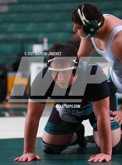 Thumbnail 1 in Royal vs. Aliso Niguel photogallery.