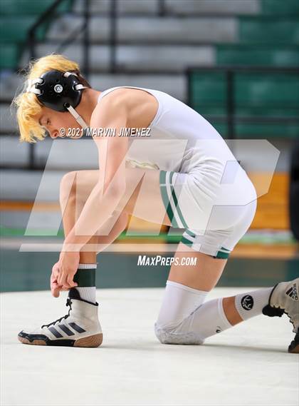 Thumbnail 2 in Royal vs. Aliso Niguel photogallery.