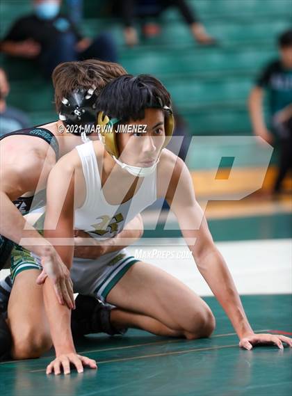 Thumbnail 1 in Royal vs. Aliso Niguel photogallery.