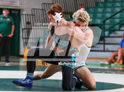 Thumbnail 2 in Royal vs. Aliso Niguel photogallery.