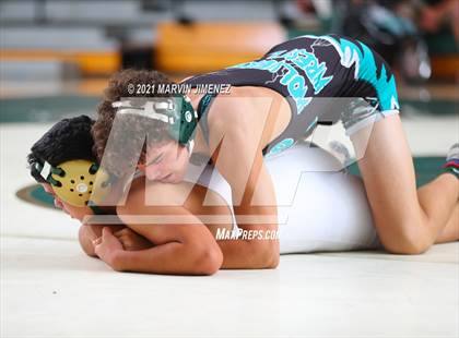 Thumbnail 1 in Royal vs. Aliso Niguel photogallery.
