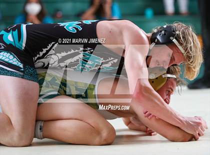 Thumbnail 3 in Royal vs. Aliso Niguel photogallery.
