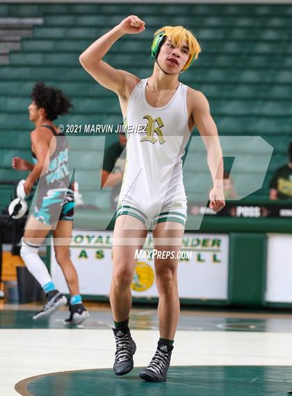 Thumbnail 2 in Royal vs. Aliso Niguel photogallery.
