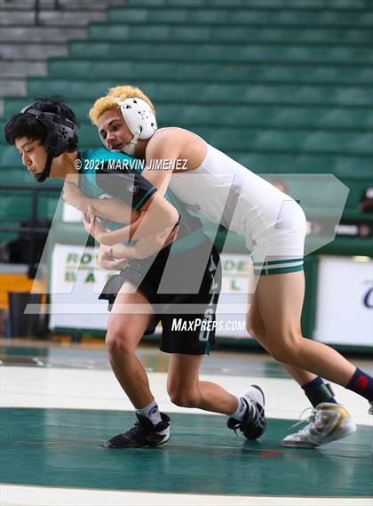 Thumbnail 1 in Royal vs. Aliso Niguel photogallery.