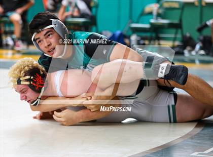 Thumbnail 1 in Royal vs. Aliso Niguel photogallery.
