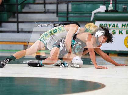 Thumbnail 3 in Royal vs. Aliso Niguel photogallery.