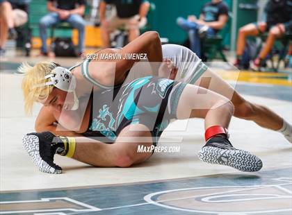 Thumbnail 1 in Royal vs. Aliso Niguel photogallery.