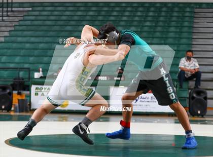 Thumbnail 3 in Royal vs. Aliso Niguel photogallery.