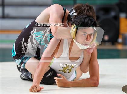 Thumbnail 1 in Royal vs. Aliso Niguel photogallery.