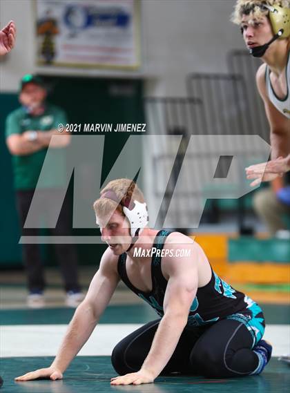 Thumbnail 3 in Royal vs. Aliso Niguel photogallery.