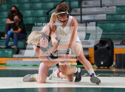 Thumbnail 1 in Royal vs. Aliso Niguel photogallery.