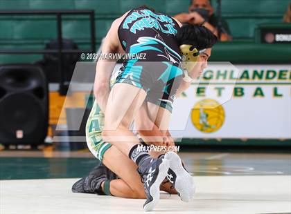Thumbnail 1 in Royal vs. Aliso Niguel photogallery.