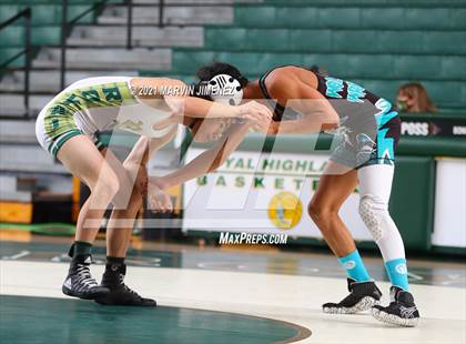 Thumbnail 2 in Royal vs. Aliso Niguel photogallery.