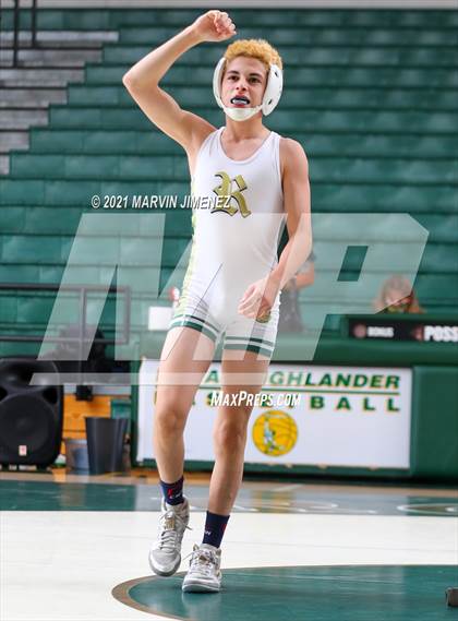 Thumbnail 1 in Royal vs. Aliso Niguel photogallery.