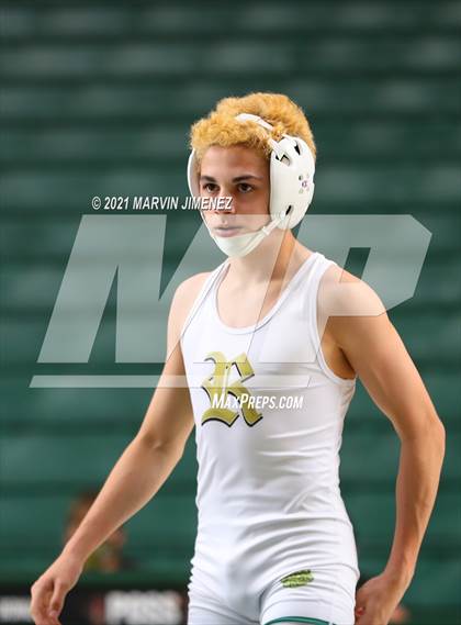 Thumbnail 3 in Royal vs. Aliso Niguel photogallery.