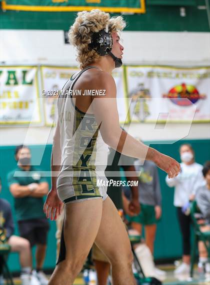 Thumbnail 1 in Royal vs. Aliso Niguel photogallery.
