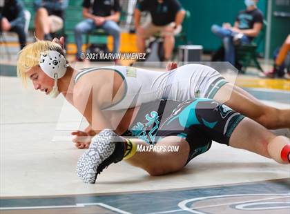 Thumbnail 2 in Royal vs. Aliso Niguel photogallery.
