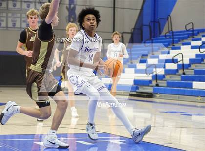 Thumbnail 3 in Davis @ Bingham photogallery.