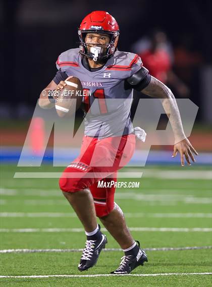 Thumbnail 3 in Bolles vs. Monarch photogallery.