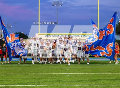 Thumbnail 1 in Bolles vs. Monarch photogallery.