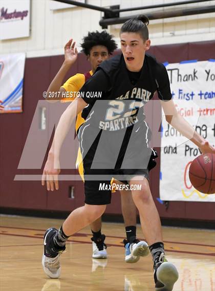 Thumbnail 3 in Villa Park @ Esperanza photogallery.