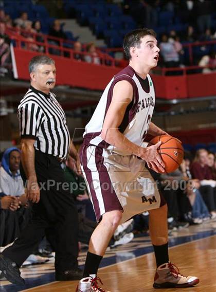 Thumbnail 2 in Lincoln Hall vs Albertus Magnus (Section 1B Semifinal) photogallery.