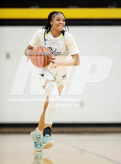 Thumbnail 2 in Haltom vs Fossil Ridge photogallery.