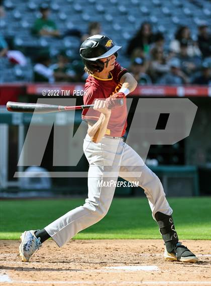 Thumbnail 3 in Costa Mesa vs. Estancia photogallery.