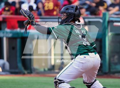 Thumbnail 3 in Costa Mesa vs. Estancia photogallery.