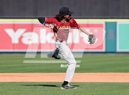 Thumbnail 1 in Costa Mesa vs. Estancia photogallery.
