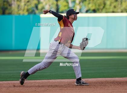 Thumbnail 2 in Costa Mesa vs. Estancia photogallery.