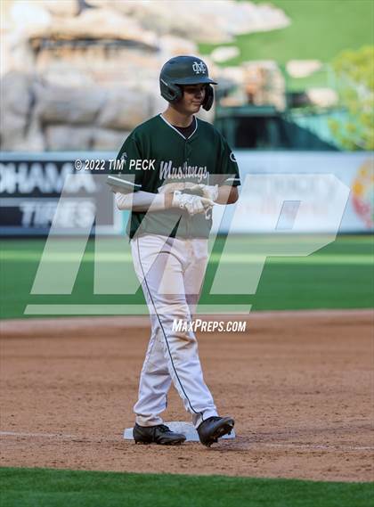 Thumbnail 1 in Costa Mesa vs. Estancia photogallery.