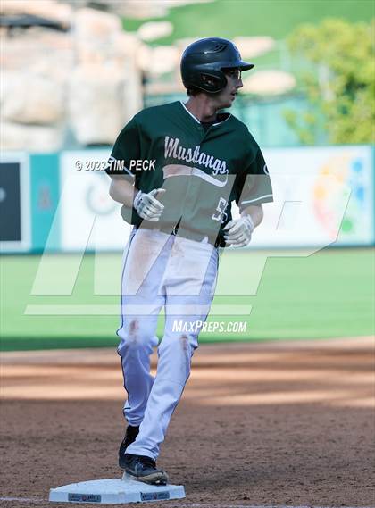 Thumbnail 3 in Costa Mesa vs. Estancia photogallery.