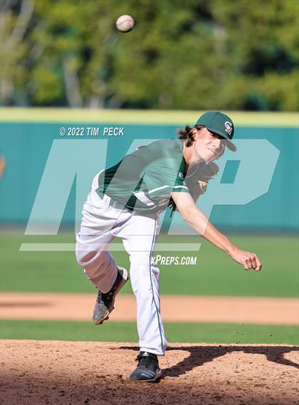 Thumbnail 2 in Costa Mesa vs. Estancia photogallery.