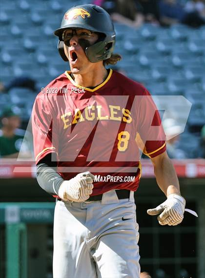 Thumbnail 2 in Costa Mesa vs. Estancia photogallery.