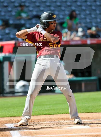 Thumbnail 2 in Costa Mesa vs. Estancia photogallery.