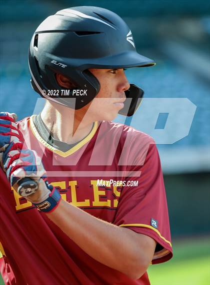 Thumbnail 3 in Costa Mesa vs. Estancia photogallery.