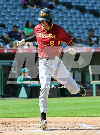 Thumbnail 3 in Costa Mesa vs. Estancia photogallery.