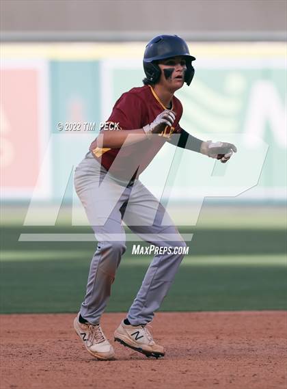 Thumbnail 3 in Costa Mesa vs. Estancia photogallery.