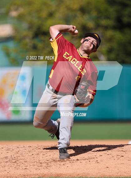 Thumbnail 1 in Costa Mesa vs. Estancia photogallery.
