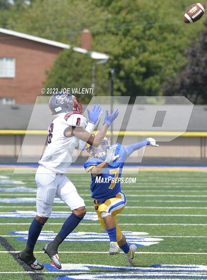 Thumbnail 3 in North Tonawanda @ West Seneca West photogallery.
