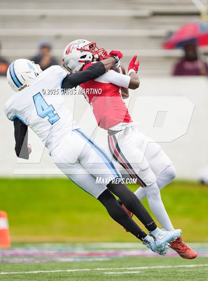 Thumbnail 3 in South Florence vs. South Pointe (SCHSL 4A Final) photogallery.