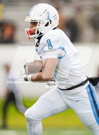 Thumbnail 2 in South Florence vs. South Pointe (SCHSL 4A Final) photogallery.