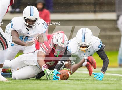 Thumbnail 2 in South Florence vs. South Pointe (SCHSL 4A Final) photogallery.