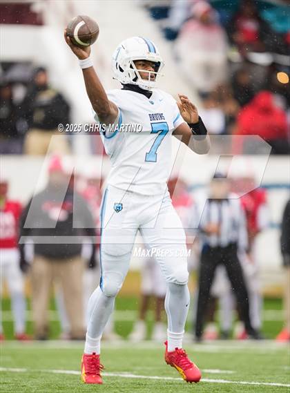 Thumbnail 1 in South Florence vs. South Pointe (SCHSL 4A Final) photogallery.