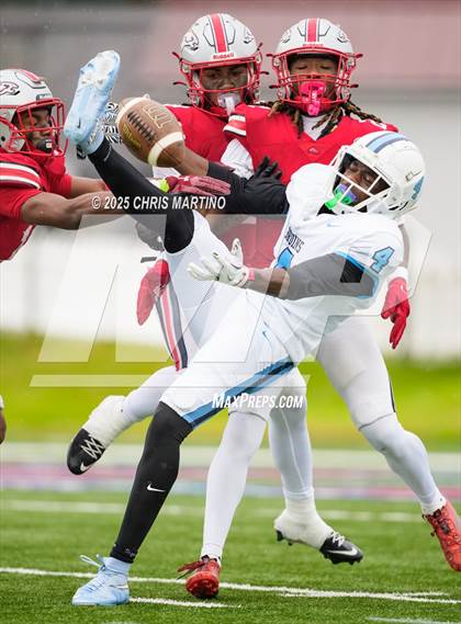Thumbnail 3 in South Florence vs. South Pointe (SCHSL 4A Final) photogallery.